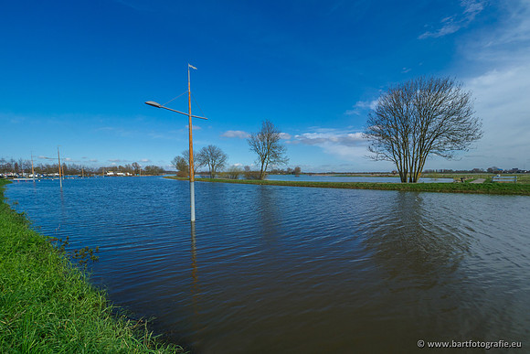 Molecatense beek Benedenloop 170320-091